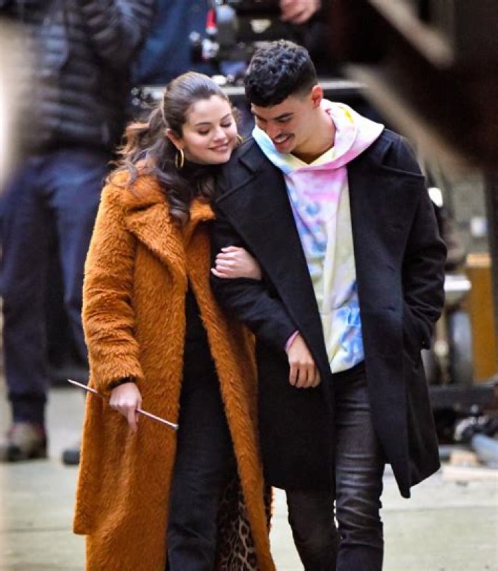 Selena Gomez And Aaron Dominguez Pregnancy Rumors